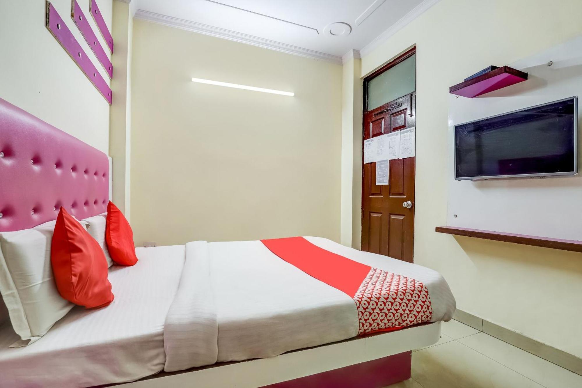 Hotel O Tushar Continental New Delhi Eksteriør bilde