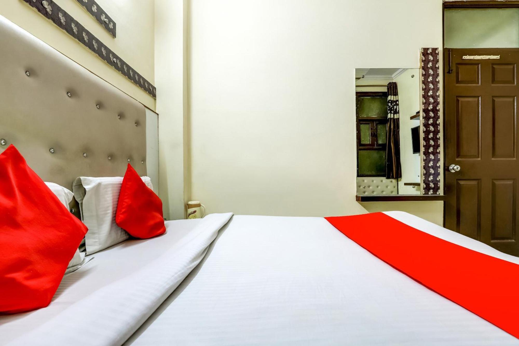Hotel O Tushar Continental New Delhi Eksteriør bilde